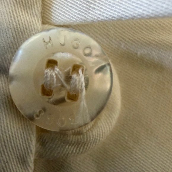 Boss Cream Ruffled Blouse - Picture 4 of 4